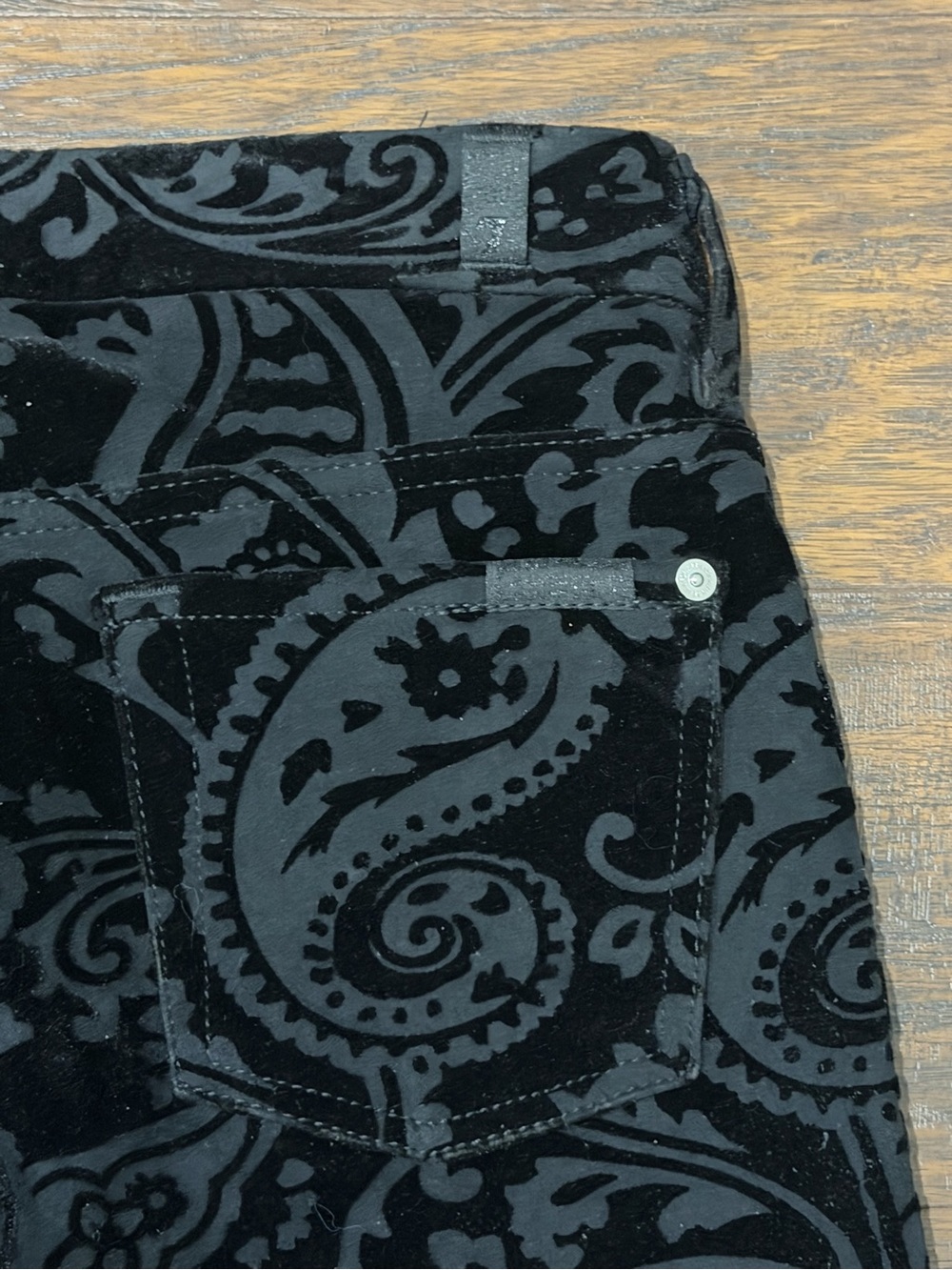 7 For All Mankind Women's Black Velour-Like Pants Size 25 - Picture 4 of 9